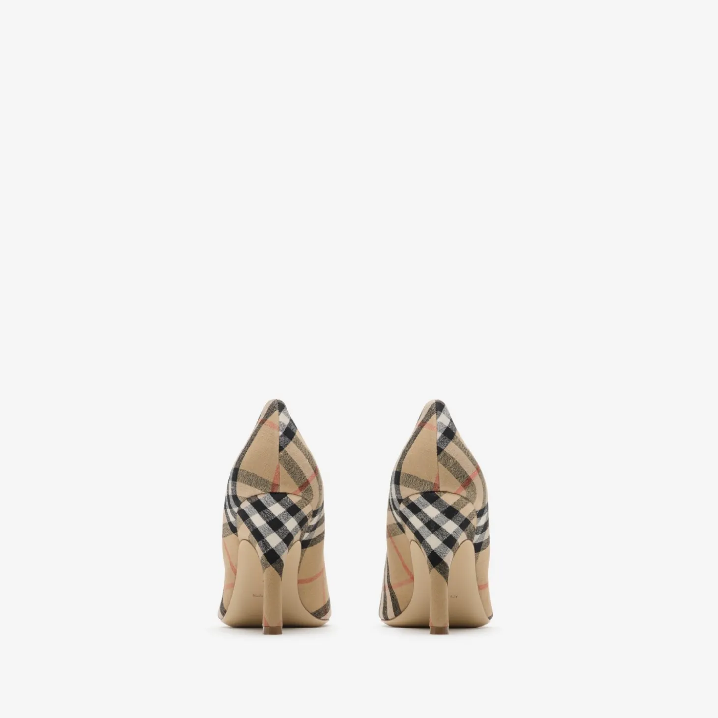 Check Dame Pumps