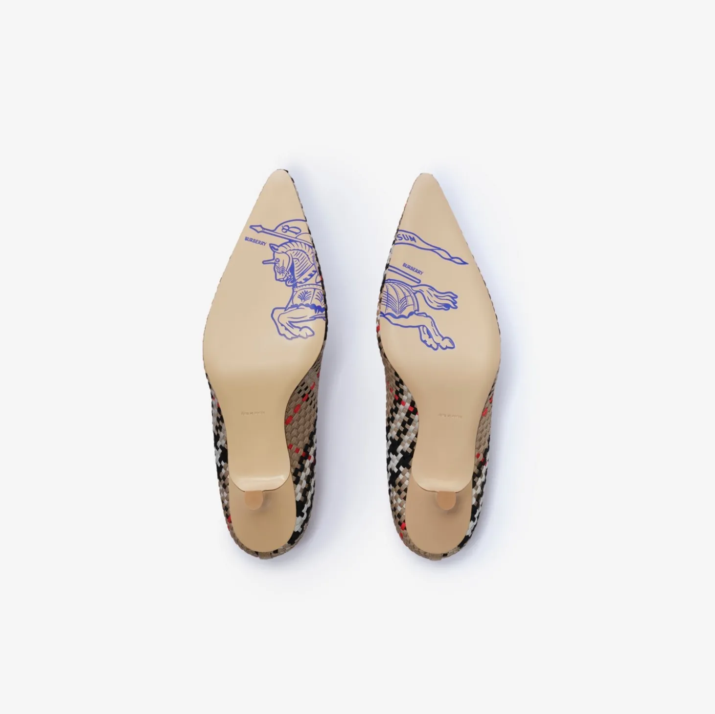 Check Dame Pumps