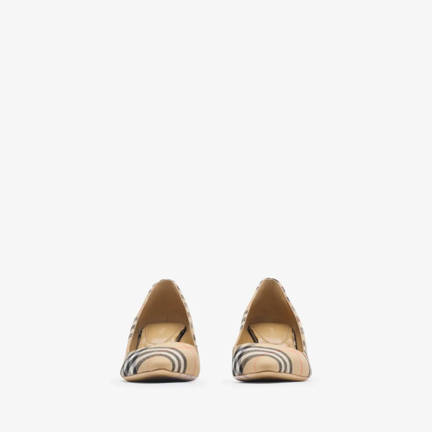 Check Dame Pumps