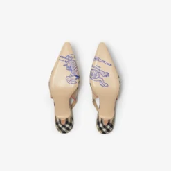 Check Dame Slingback Pumps​