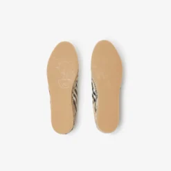 Check Mews Espadrilles​