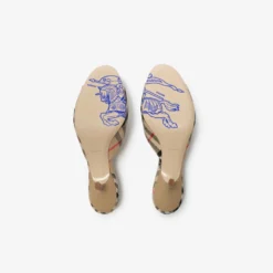 Check Mews Low Sandals​