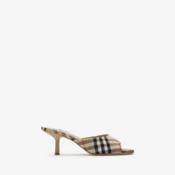 Check Mews Low Sandals​