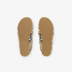 Check Sandals
