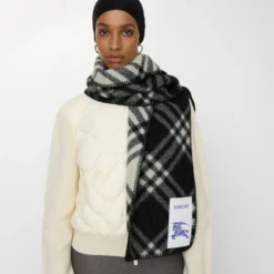 Check Wool Scarf