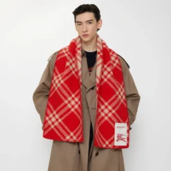 Check Wool Scarf