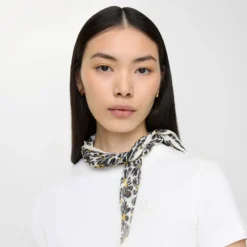 Daisy Silk Scarf