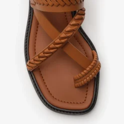 Leather Baez Sandals​