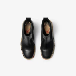 Leather Gravel Chelsea Boots​