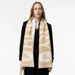 Logo Wool Scarf