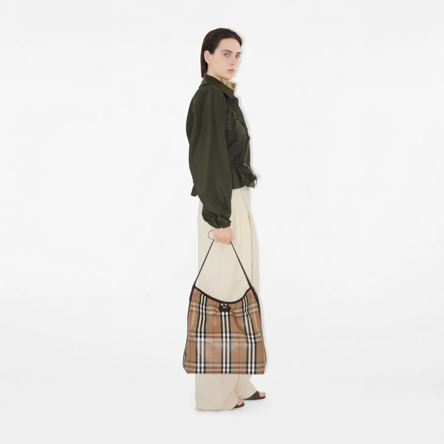 Medium Highlands Shoulder Bag