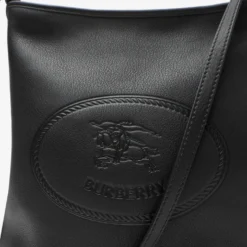 Medium Highlands Shoulder Bag