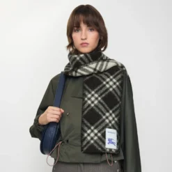 Narrow Check Wool Scarf