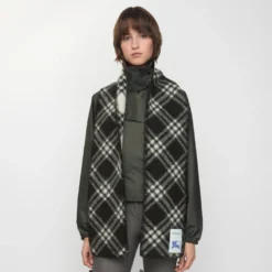 Narrow Check Wool Scarf