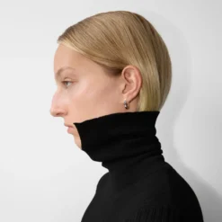 Shield Slim Earrings