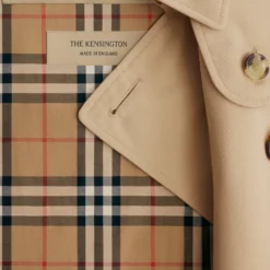Short Chelsea Heritage Trench Coat