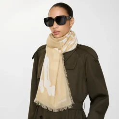 Wide Knight Wool Scarf