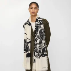 Wide Knight Wool Scarf